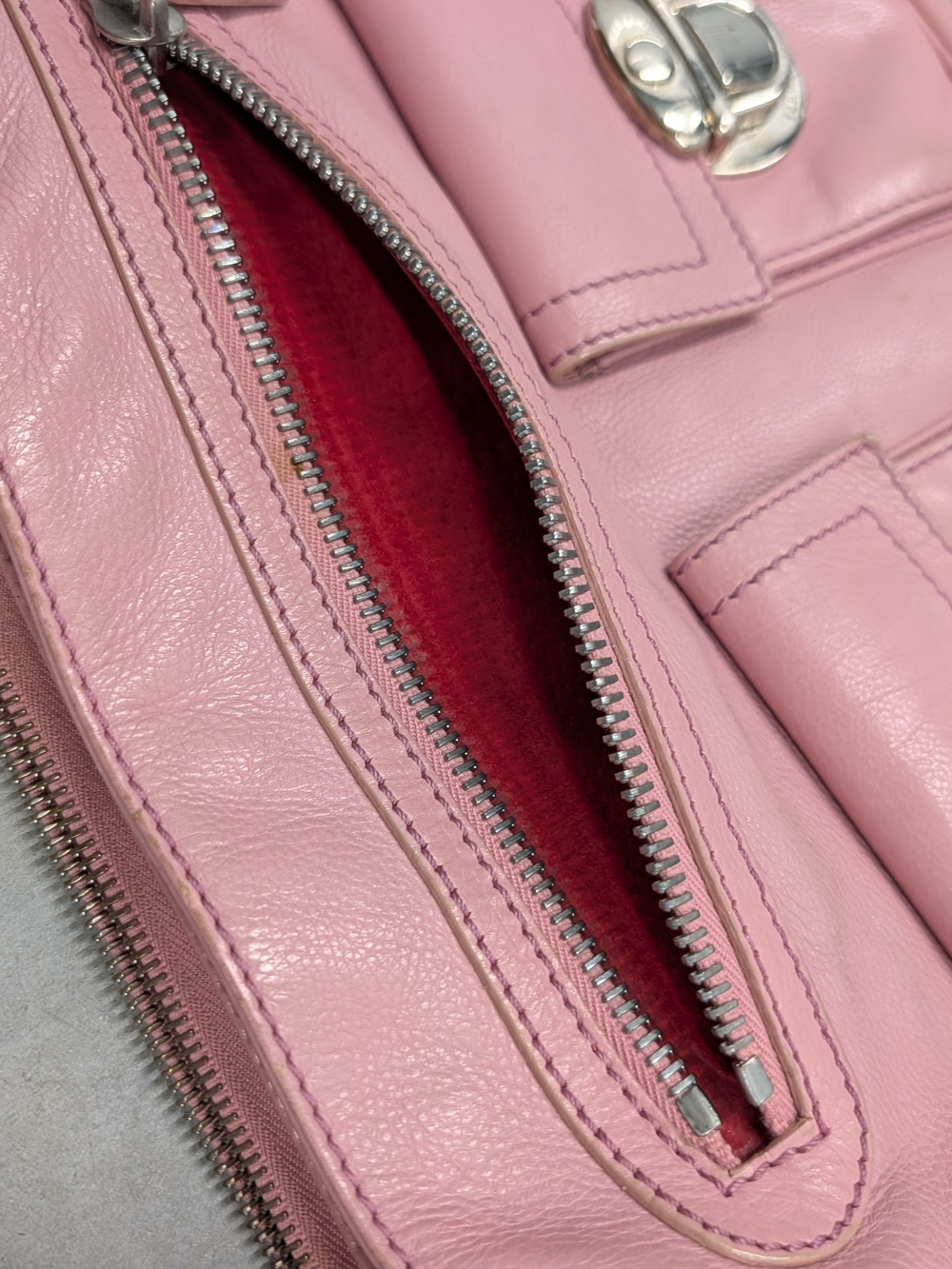 Marc Jacobs Pink Leather Shoulder Bag - Picture 10 of 16